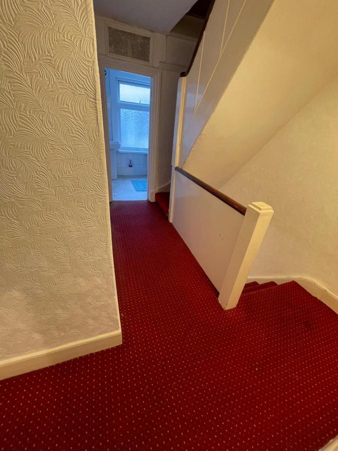 Elmdene Road Apartment London Ngoại thất bức ảnh